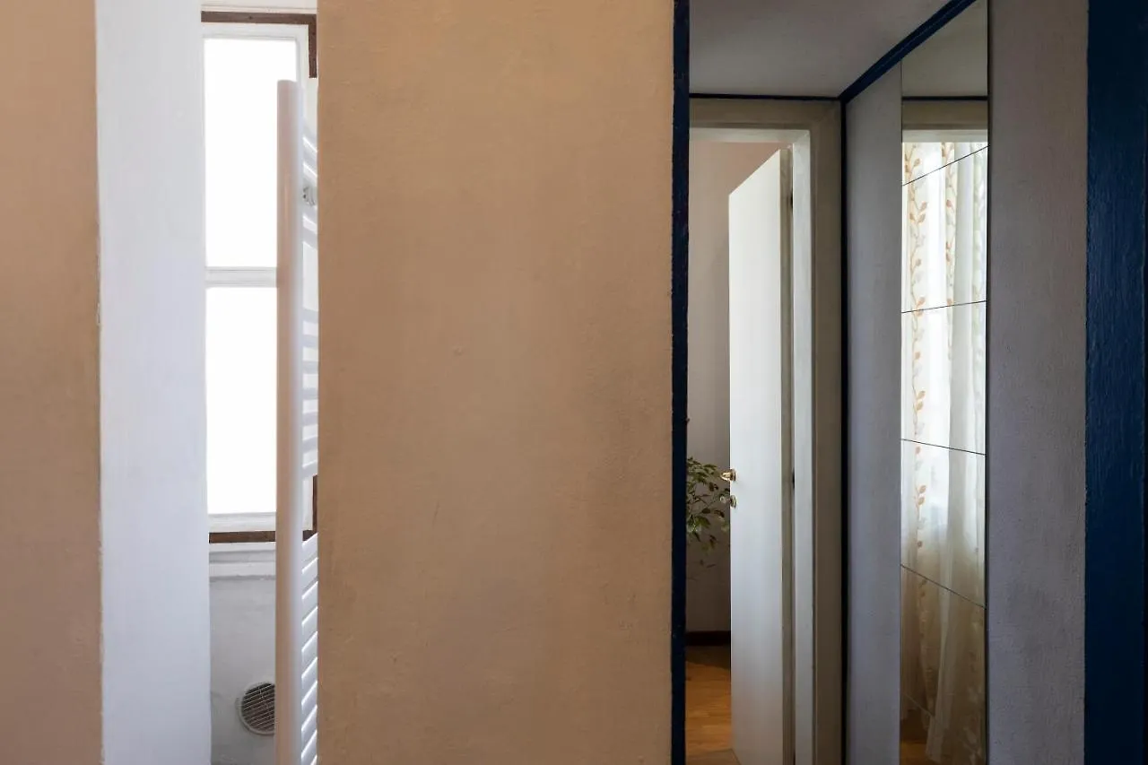 Apartment Colorful Porta Romana Milan Italy